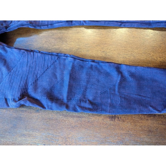 Nikibiki Women's Leggings One Size Burgundy Patterned New Workout Activewear Gym - Picture 5 of 7